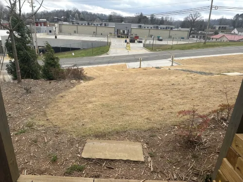 Brand New Spacious 5-bedroom house in awesome Downtown Blue Ridge.