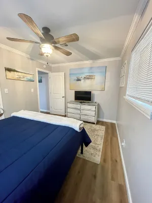 Lake House Eufaula2 Bedroom Home 1 block from Xtreme Cove Marina!