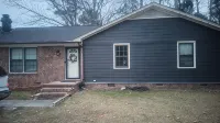 Charming house w/WiFi and AC in tranquil Wilson,walking distance to brewmasters - Homestays