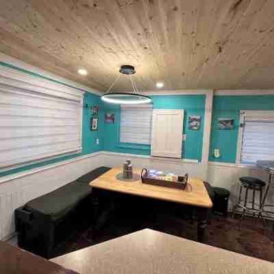 Large 1 Bedroom Apartment in the Heart of Quidi Vidi (Ground Level) Dining/Meeting Rooms