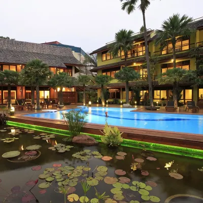 VC@Suanpaak Boutique Hotel & Service Apartment Hotels near Hai Ya