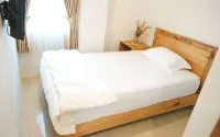 LaRose Guest House - Pensions
