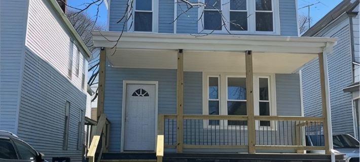 Newly renovated luxurious and private, 3-bedroom 2 bath West Side Oasis! Hotels in Buffalo