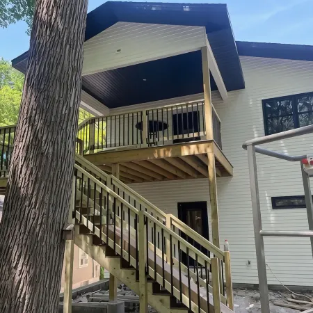 Entire Top Floor Only: Okoboji Oasis/ Private Entrance