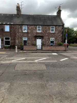 2 Bedroom, Ground Floor Property Build Around 1860, Within The Village Of Edzell Hotel a 