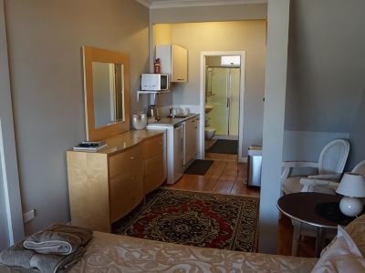 Nana Glads Beachfront Accommodation