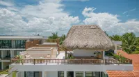 LUXURY BEACHFRONT VILLA  Includes 3 Pools, Wifi, Best Snorkeling & Kayaking Bay - Villas