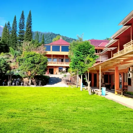 Arayanna Hotel & Resort