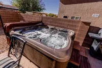 The Watchman, Gateway to Zion - Hot Tub // Fire Pit - 4-Star