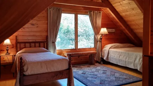 Private Equestrian Estate - Log Cabin Ovrlooking Pond, Stream & Waterfall - Alphydda