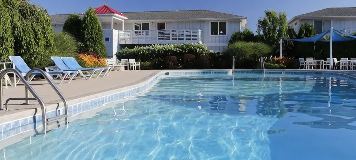 Cozy Condo 1 Bedroom/1 Bath Hotels in Douglas