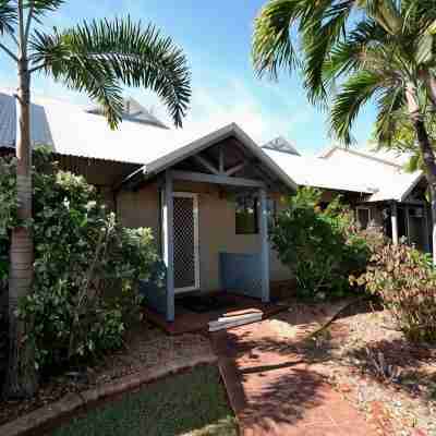 Cable Beach - 2 Bedroom Apartment Hotel Exterior