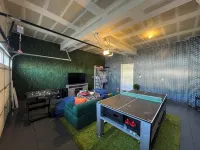 Spacious 4BD Near Denver w/ BBQ, Games & Office - Wifi