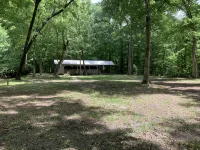 Private one acre wooded lot close to Ichetucknee Springs State Park - Homestays