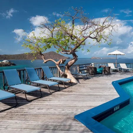 Mermaid Escape~Romantic Getaway Newly Renovated with Luxurious & Stunning Views Hotels in Frydendal