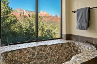 Luxury Uptown Sedona home w UNBLOCKABLE views - 4つ星