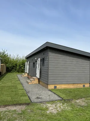 Nice and new cozy furnished chalet for 4 people, 800 meters from the beach. - Feriehus
