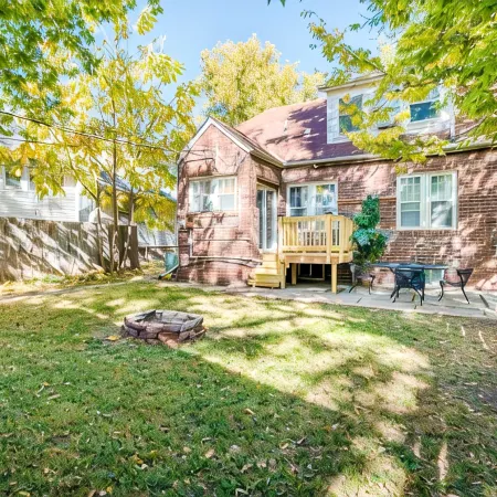 Walk To Aggieville from Brick Cottage with Man Cave, Shuffle Board, Back Yard