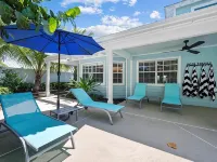 Pool House 1/2 Mile From Downtown Stuart Hotels in Stuart