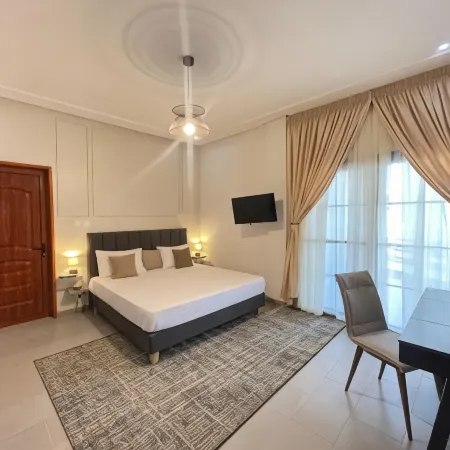 Lighthouse Signature Suites