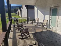 Cozy Country Retreat with Patio and BBQ