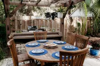Charming  3/2 Cottage- Close to beach & Historic Downtown - Holiday bungalows