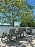 Spacious House + boat house on clear, sandy-bottom lake. Arcade + Billiards room
