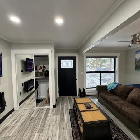 NEW FULLY REMODELED 1 BEDROOM/ 1 BATH-SLEEPS 4 IN BIG SKY MEADOWS