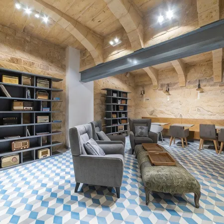 19 Rooms