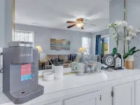 1st floor 2bd 2bath condo, just a quick 6-min drive to Broadway at Myrtle Beach Hotels in Carolina Forest