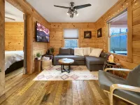 Moonlight Ridge - a wonderful little log cabin on 4 wooded acres - 4-Star