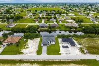 Villa Isla de Lilly - Luxury New Home with heated pool & man cave w/ billiards - Villaer