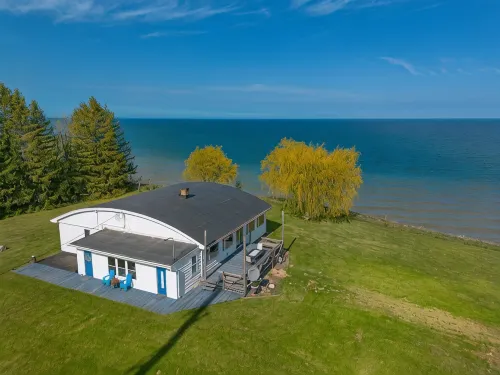 Lakeview Retreat Near Green Bay, Door County - WiFi