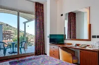 Hotel Olimpo le Terrazze - Ramah Hewan Peliharaan