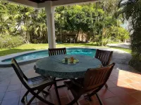 Private villa apartment with pool and within 15 minute walk to 3 beaches. - Villas
