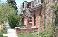 Carter house : 100 year old house with a remodeled castle inspired feel.