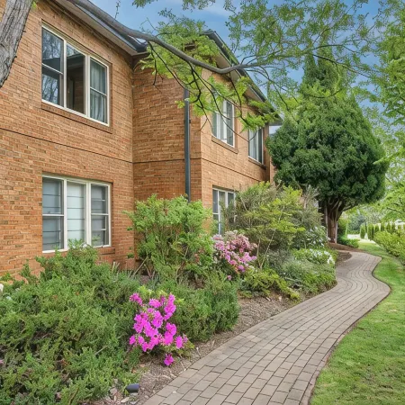 Archies, Bowral - modern, peaceful, close to town