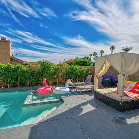Bach Pad Near Palm Springs, CA Golf, Hockey, Festivals - 5Br Spacious,Pool, Spa