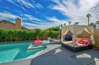 Bach Pad Near Palm Springs, CA Golf, Hockey, Festivals - 5Br Spacious,Pool, Spa - สระว่ายน้ำส่วนตัว