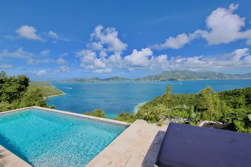 Eco-Luxury Paradise with Amazing Views & Pool