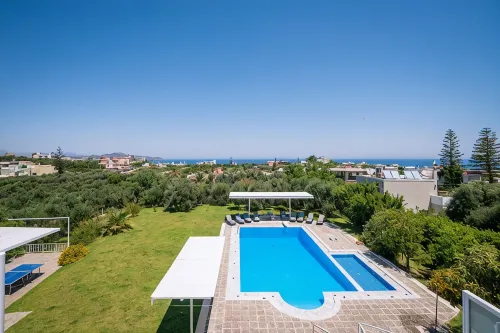 Stunning villa for private Escape/ Create priceless memories! large private pool - Villaer
