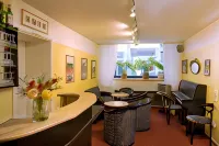 โรงแรมอายก์เนอร์ - ที่มีบาร์