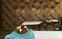 7 Seasons Resort & Spa