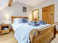 Hatterrall Barn - Luxury Barn Conversion With Hot Tub, Garden and Mountain Views - 4-stjärniga