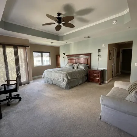 Three Bedroom Condo with Elevator and Views of Gulf and Lemon Bay Boats Welcome