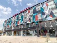 Hotel Arena Suites Movistar Arena Hotels near Campin