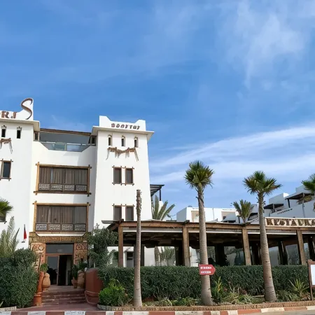Borjs Hotel Suites & Spa