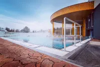 Maximus Resort - Pools