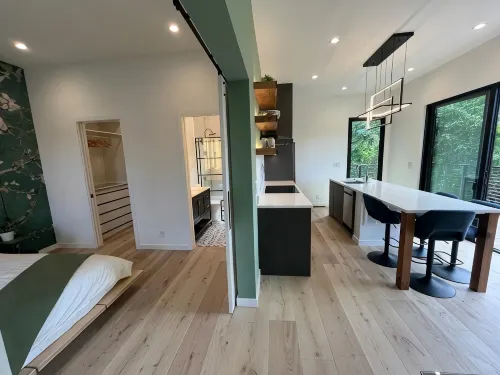 Modern Oasis in San Anselmo - Stunning Views & Ultimate Privacy - Boutique