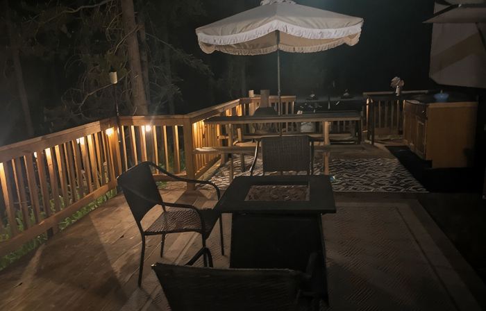Secluded riverfront RV 7 Miles from Glacier National Park!